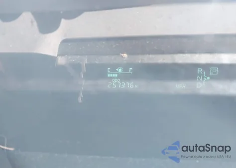 2005 Toyota Prius z USA, uszkodzony, nr VIN JTDKB22U657053850